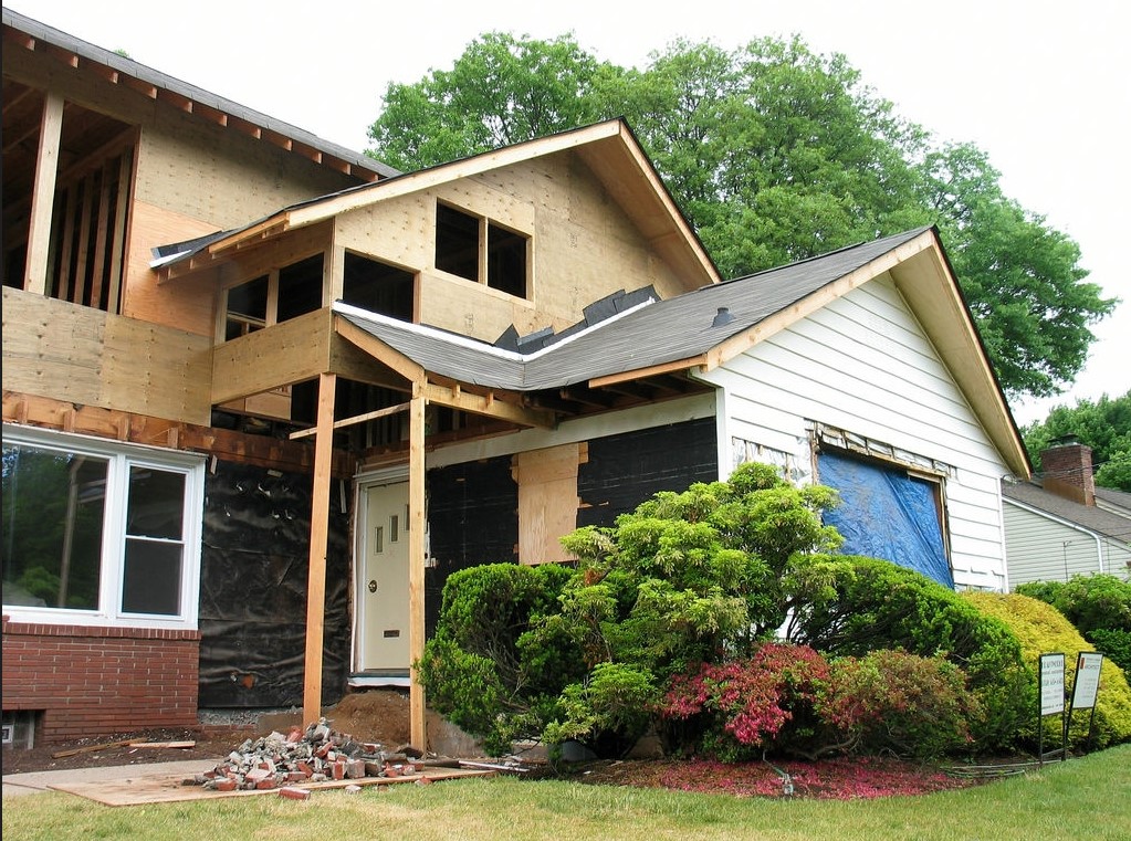 5 Reasons to Go for Villa Renovation