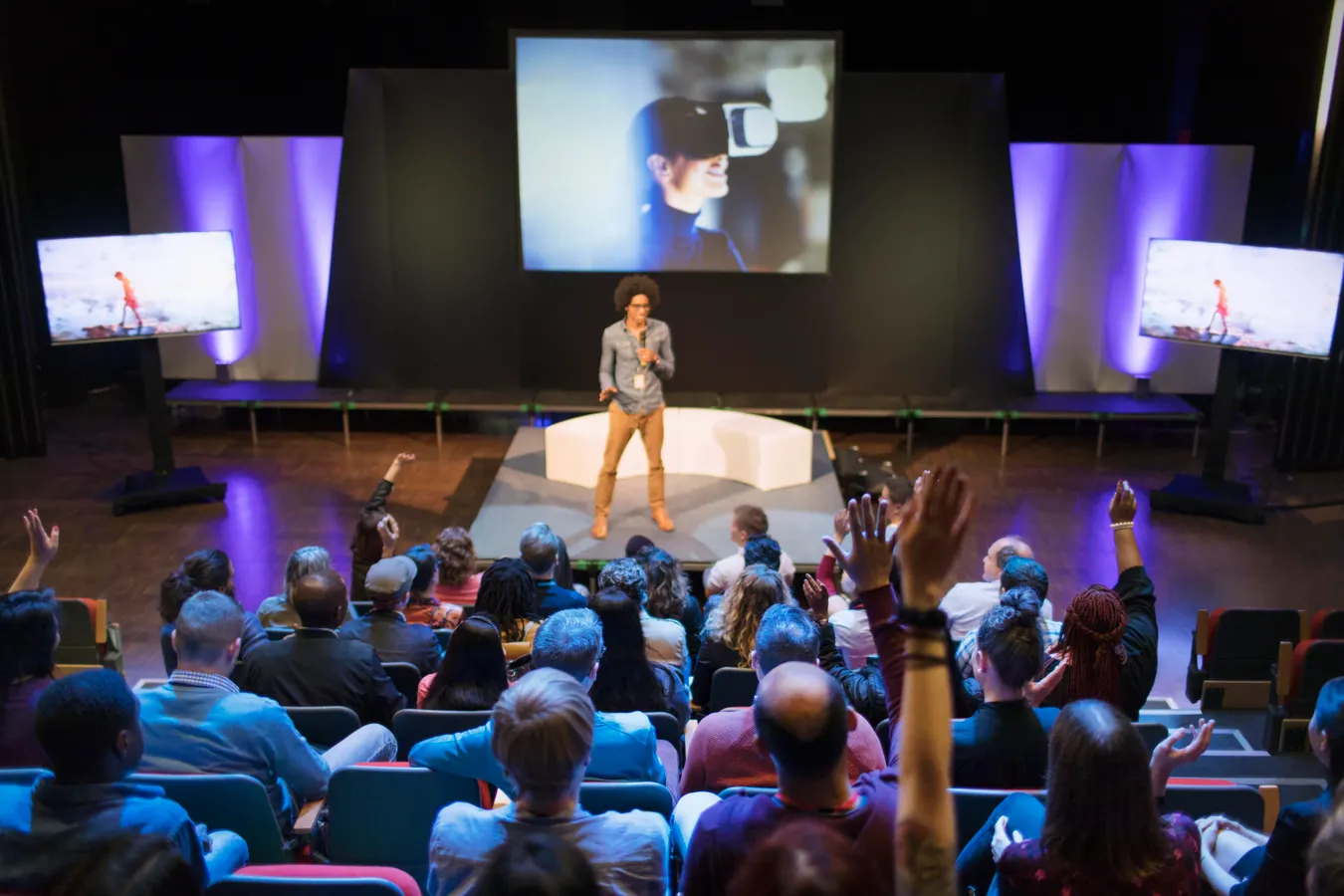 Why You Need A Retail & Manufacturing Keynote Speaker At Your Next Conference?