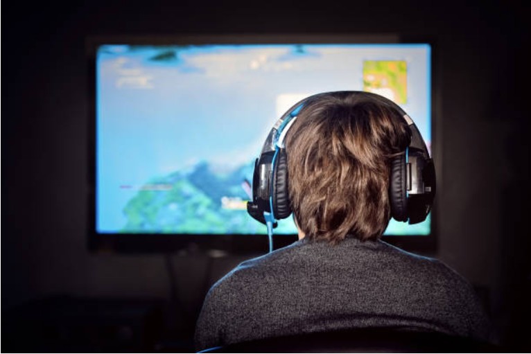 What Influences Player Retention in Online Games